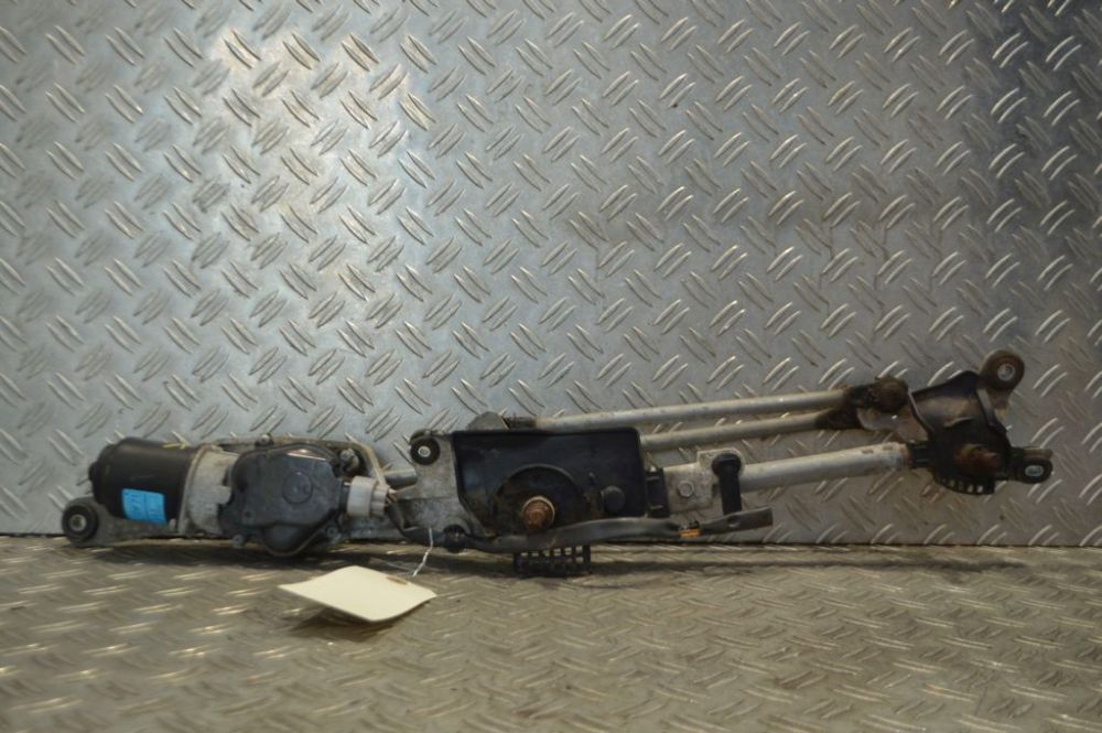 MAZDA 2 (DE) 1.4 MZR-CD 3-TÜRER DF71093 Wischermotor vorne